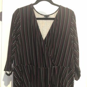 Torrid 3/4 Sleeve Wrap black w/stripes SZ 4